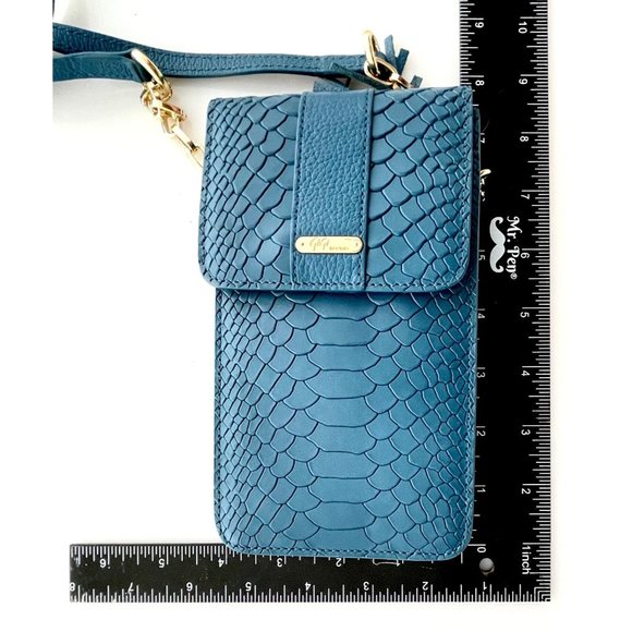 The Embossed Python Smart Phone Crossbody - Gigi New York - Denim - Penny- NWOT - Picture 8 of 8